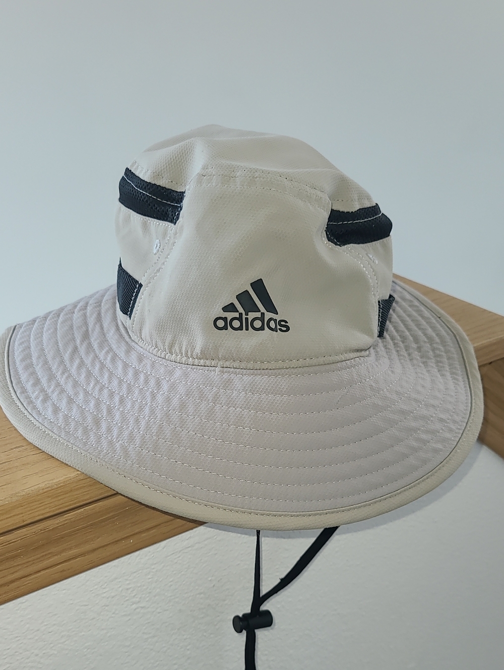 adidas Victory 111 Grey And Black Brim Bucket Hat